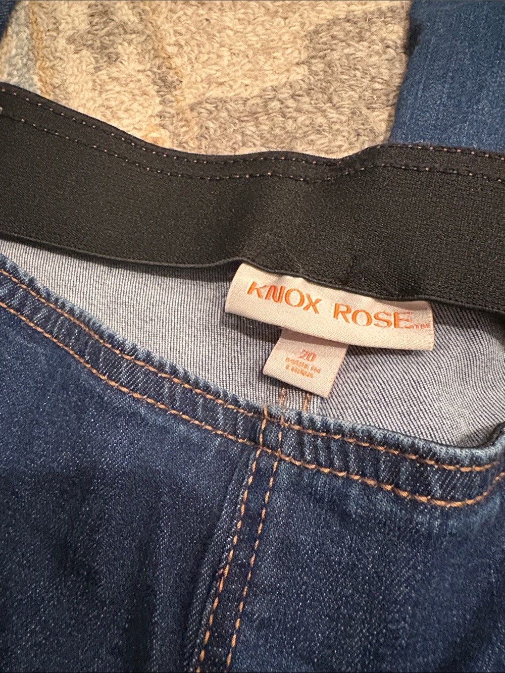 Knox Rose Pull On Wide-Leg Flare Jeans in Med Blue - Classic Women's Style - Picture 9 of 9